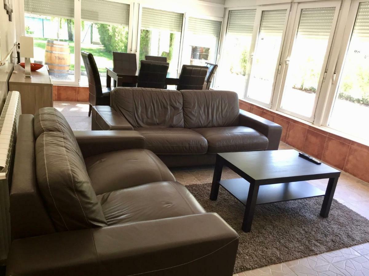 Chalet Medina Del Campo Entrepinares El Campillo  외부 사진